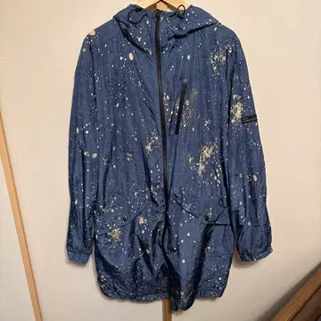 URBAN OUTFITTERS 바람막이 M 사이즈 ( L 사이즈 상당 )