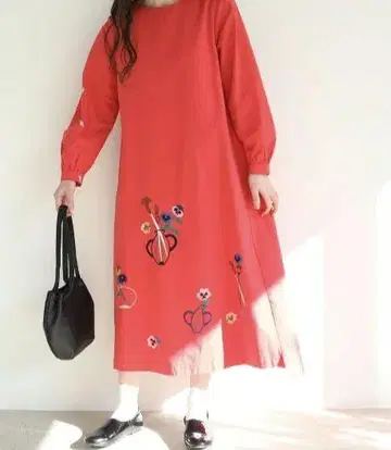 l'atelier du savon 꽃병 자수 원피스 레드