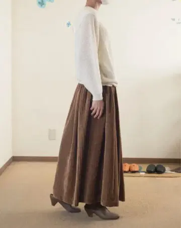 미나 페르호넨 lampo 코튼 랜덤 코듀로이 스커트 40