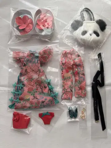 케이타 마루야마 포 브라이스 제이드 가든 아웃핏만