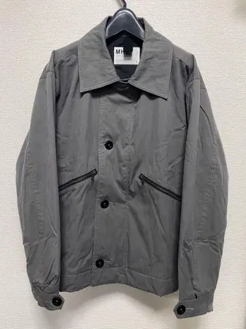 MHL. 24AW PADDED COTTON NYLON BLOUSON