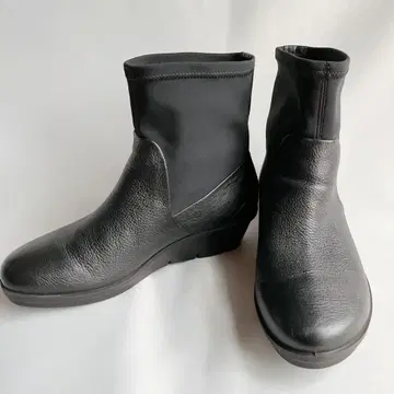 [ ECCO ] 숏부츠 GORE-TEX 블랙 36 웨지솔