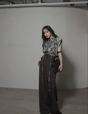 ANDREA&Co. 스트라이프 블랙 슬랙스 프리 사이즈