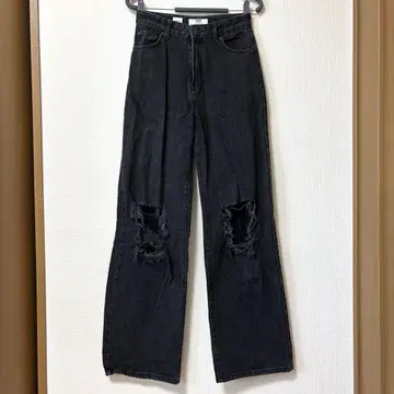 Bershka 데미지 가공 청바지 36 블랙