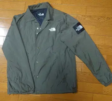 THE NORTH FACE 올리브 그린 자켓