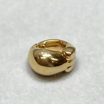 ete 허그 귀찌 골드 한쪽만 직경 약 1cm etc235
