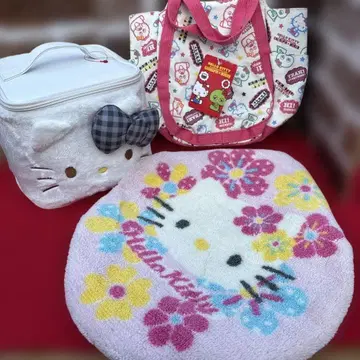 헬로키티 수납 백과 변기 커버 세트