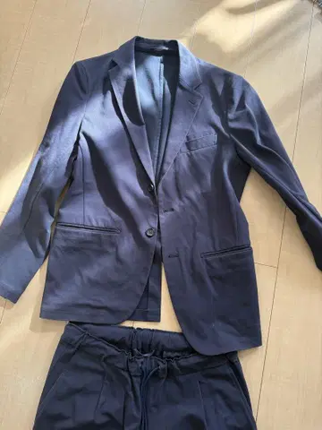 UNITED ARROWS 네이비 캐주얼 수트