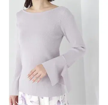 [ 미사용 새상품 ] Natural Beauty Basic 상의