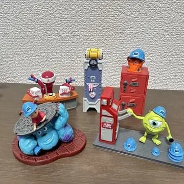 몬스터즈 인크 피규어 세트