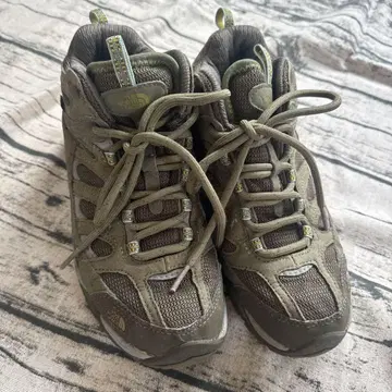THENORTH FACE 트레킹 슈즈 올리브 그린 24 vibram