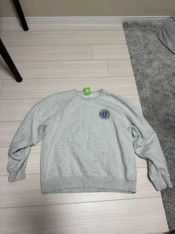 HUF 크롭 맨투맨 20주년 기념