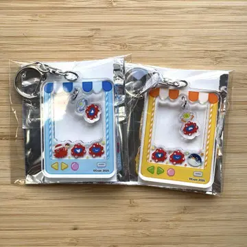 미야쿠미야쿠 뽑기 게임 아크릴 키링 오사카 만박