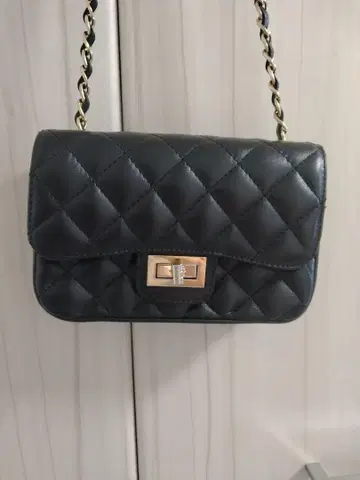 allureville 퀼팅 체인 백