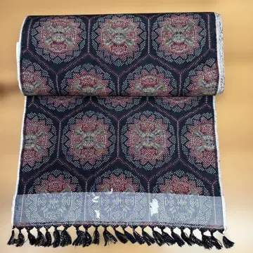 옷감  거북이 등껍질 무늬 검정 바탕 순수 실크