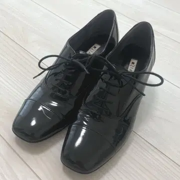 다이애나 에나멜 부티 레이스업 블랙 24.5