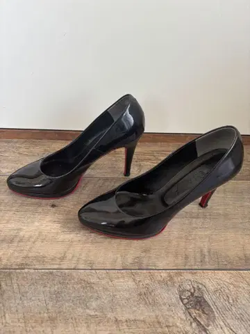 [ 다이애나 DIANA ] 에나멜 하이힐 펌프스 블랙 23cm