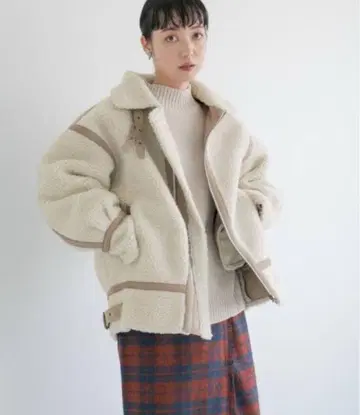 로리즈팜 LOWRYS FARM 무스탕 코트 보아 코트