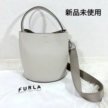 [ 미사용 새상품 ] FURLA 다나에 그레이지 가죽 숄더백 부속품 포함
