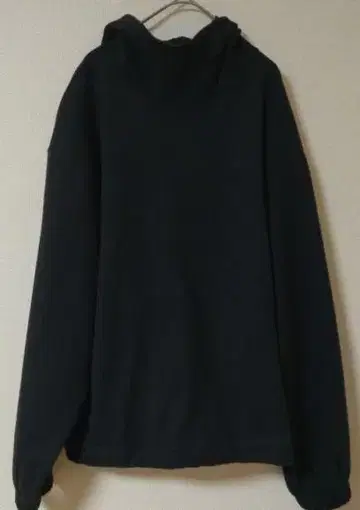 블랙 후드 부착 긴팔 니트