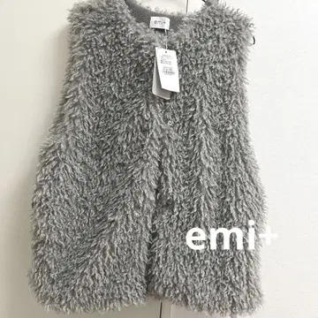 ZOZOTOWN에서는 품절 emi+ 볼륨 퍼 베스트 프리 사이즈