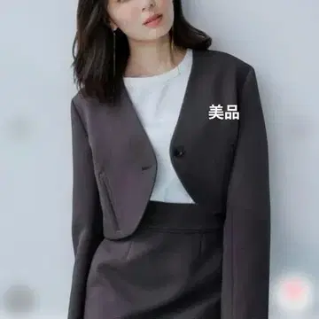 [ 새상품급 ] anuans 실크 터치 코튼 슬림 핏 T 사이즈 M