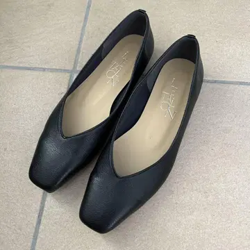 르 타롱 플랫슈즈 블랙