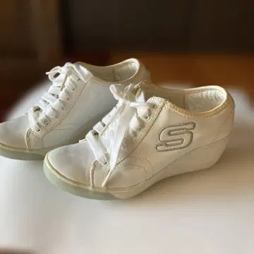 레어 SKECHERS 스케쳐스 통굽 스니커즈 웨지솔