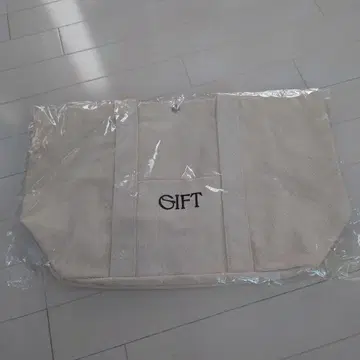 GIFT 아이보리 토트백 하뉴 유즈루 선수
