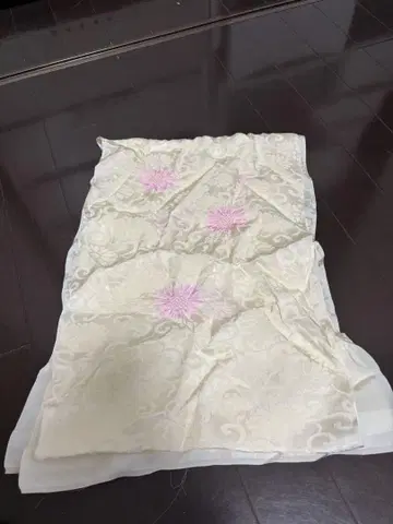 에리만 오비 장식 천 크림색