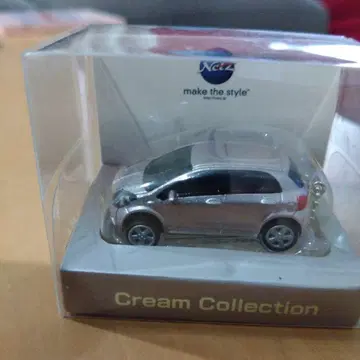 Vitz 미니카 크림 컬렉션