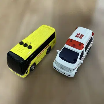 토이코 미니 사운드 엘 그랜드 구급차 & 하토 버스 2대 세트