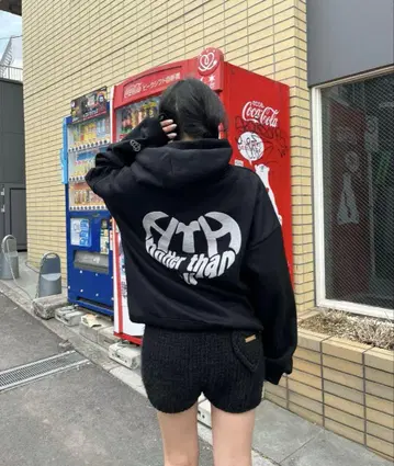 HTH Heart 로고 후디 블랙