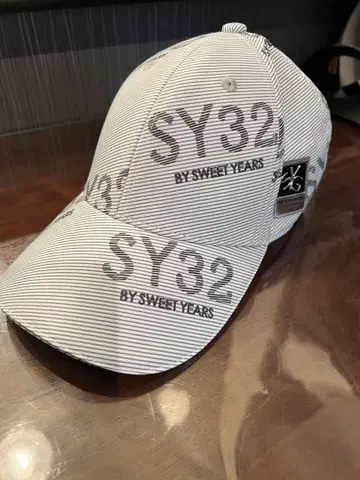 SY32 BY SWEET YEARS 스트라이프 캡