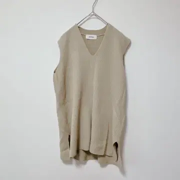 밀라 오웬 [ F ] 니트 베스트/V넥 밑단 슬릿 면 심플 레이어드