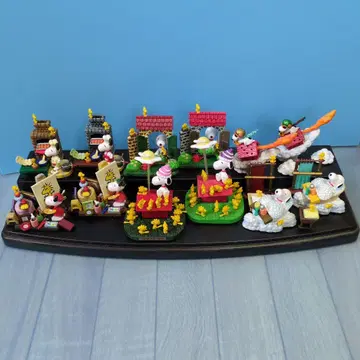 스누피 스누피의 세계 시리즈 피규어 세트