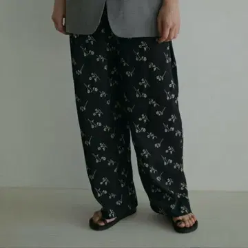 anuke 플라워 자카드 팬츠 36 네이비