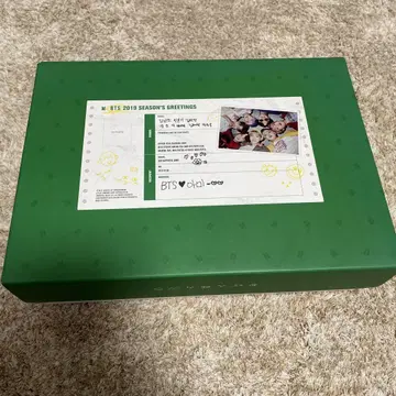BTS 2019 SEASON'S GREETINGS