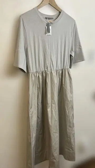 새상품 DOMESTIC HRMBRAND 롱 원피스