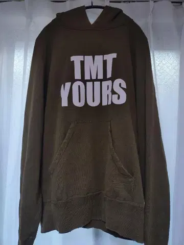 올리브색 TMT YOURS BIG 3 초기 후드티 기무라 타쿠야 착용
