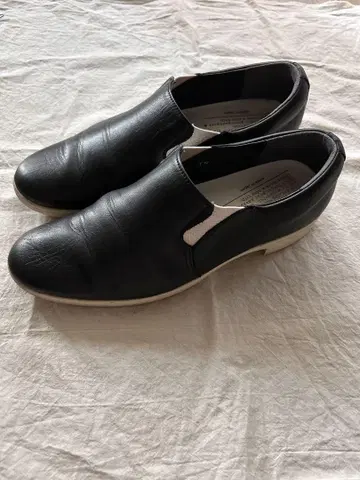 사이드 고어 슬립온 TRAVEL SHOES by chausser