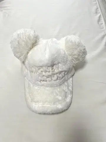 도쿄 디즈니 리조트 미키마우스 귀도리 모자 보송보송 화이트