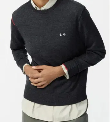 UNIQLO 아냐 스웨터