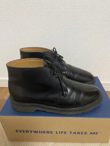 잉글랜드제 Dr.Martens 처카 부츠