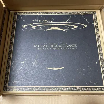BABYMETAL - METAL RESISTANCE - THE ONE