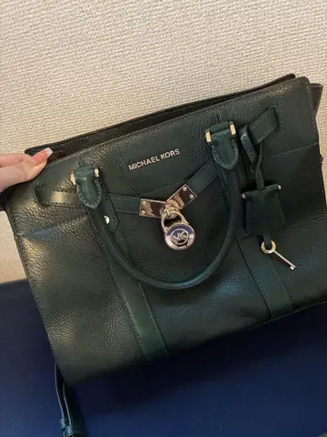 [ 새상품급 ] MICHAEL KORS 다크 그린 숄더백