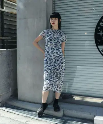 BELPER 꽃무늬 반팔 T셔츠