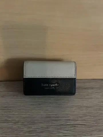 kate spade 3단 폴더형 지갑 베이지/블랙