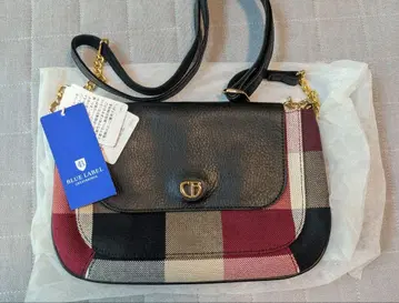 BLUE LABEL 체크 무늬 숄더백