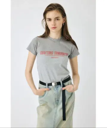 [ moussy ] FADED LOGO 티셔츠 그레이